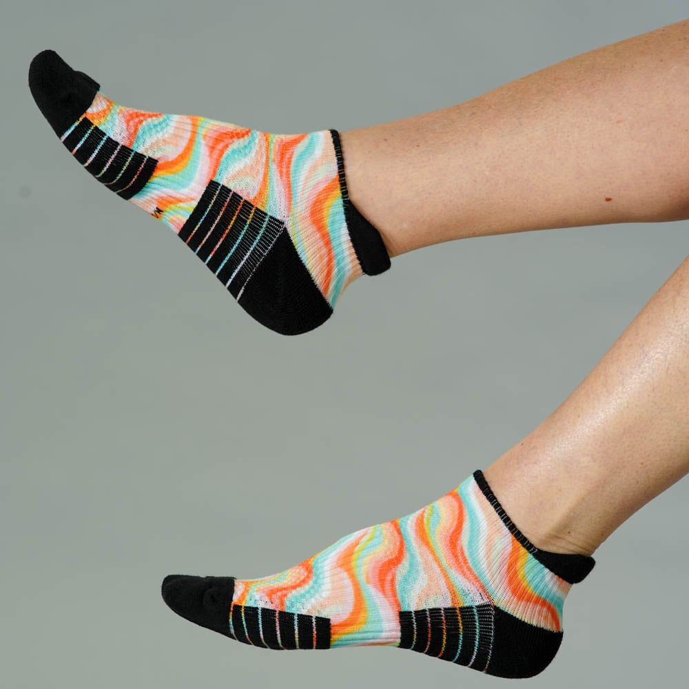 Pastel Waves Ankle Compression Socks