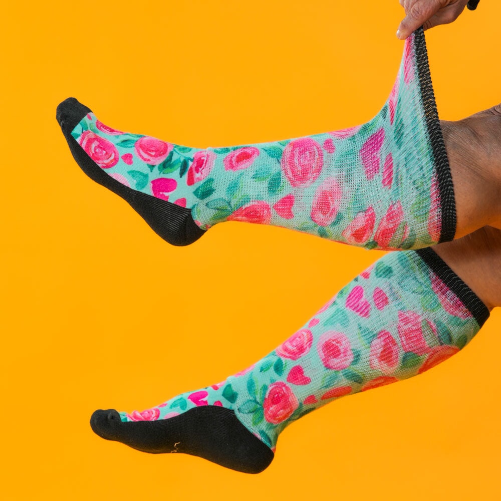 Sweet Roses EasyStretch™ Socks
