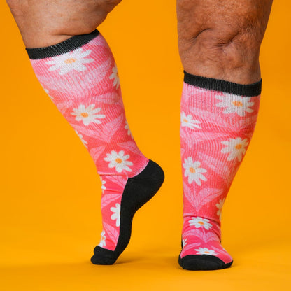 Coral Daisy EasyStretch™ Socks