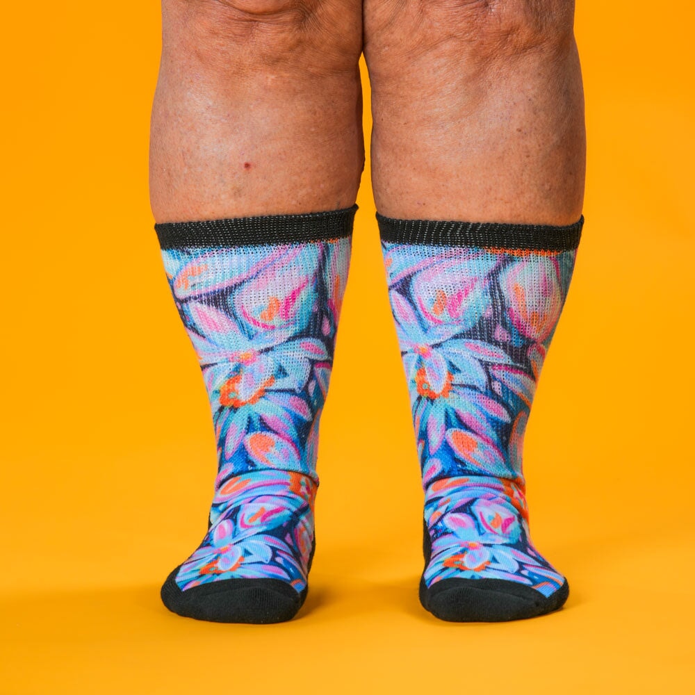Daisy Blue EasyStretch™ Socks