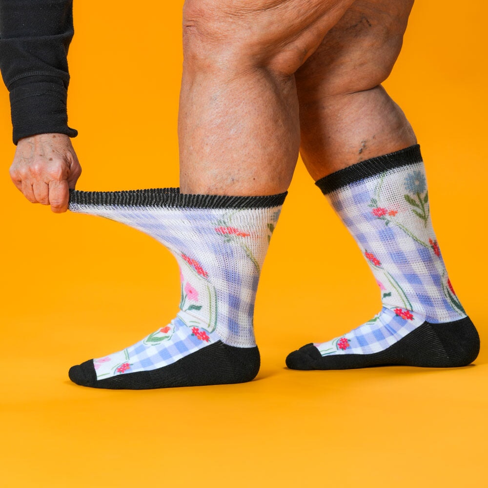 Lavender Picnic EasyStretch™ Socks
