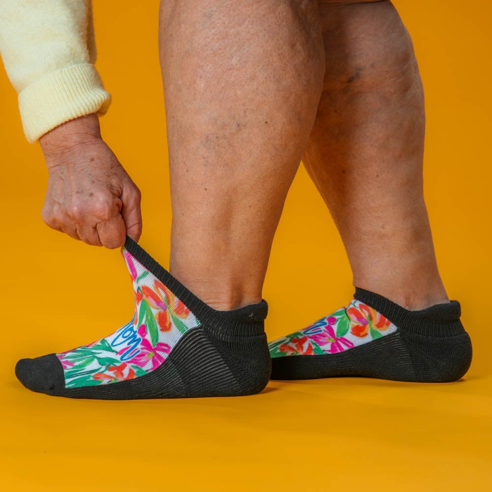 Mom's Bouquet Ankle Socks