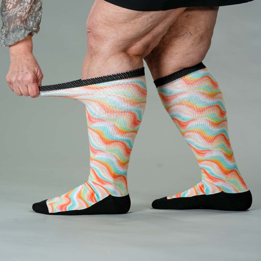 Pastel Waves EasyStretch™ Socks
