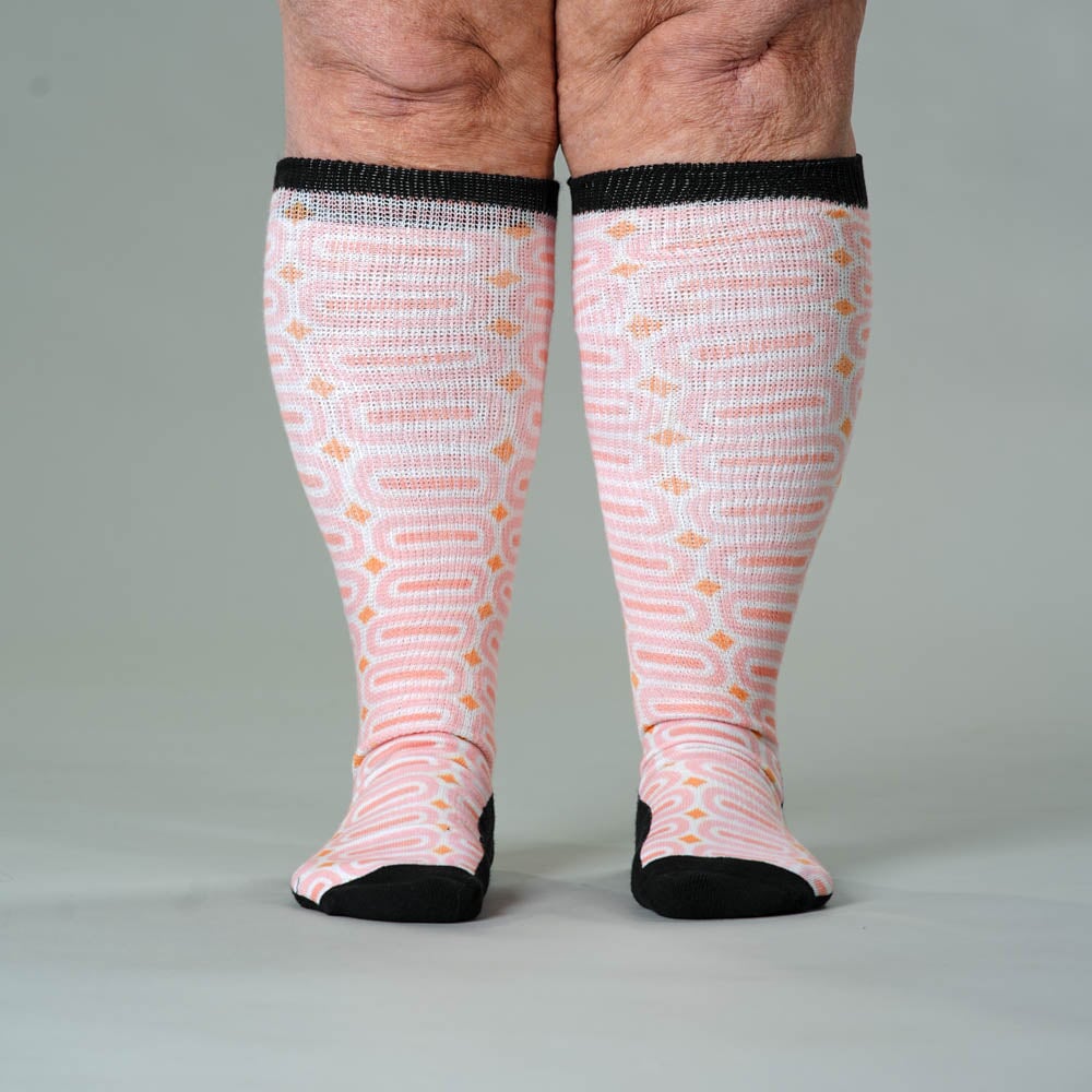 Peach Party EasyStretch™ Socks