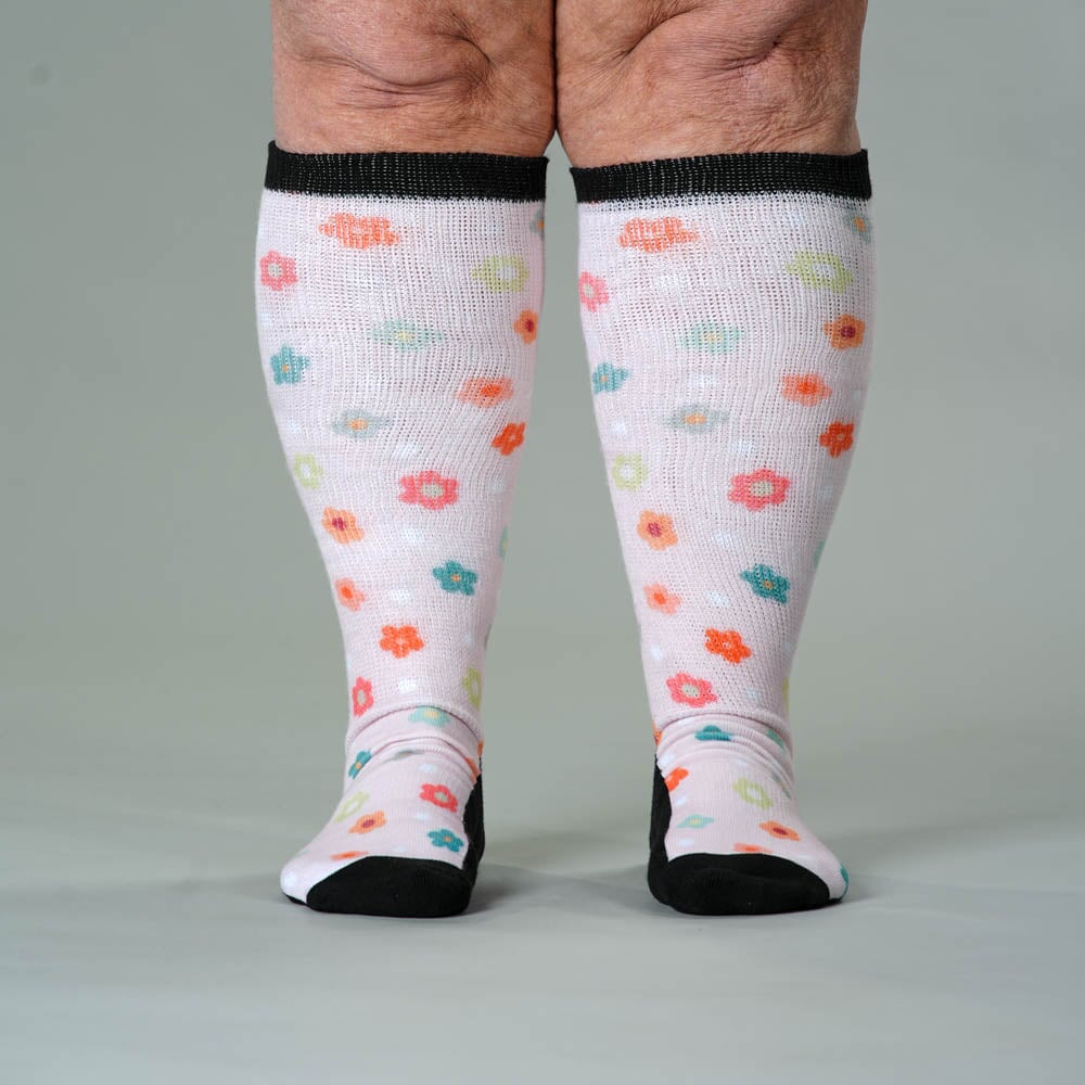 Daisy Dots EasyStretch™ Socks