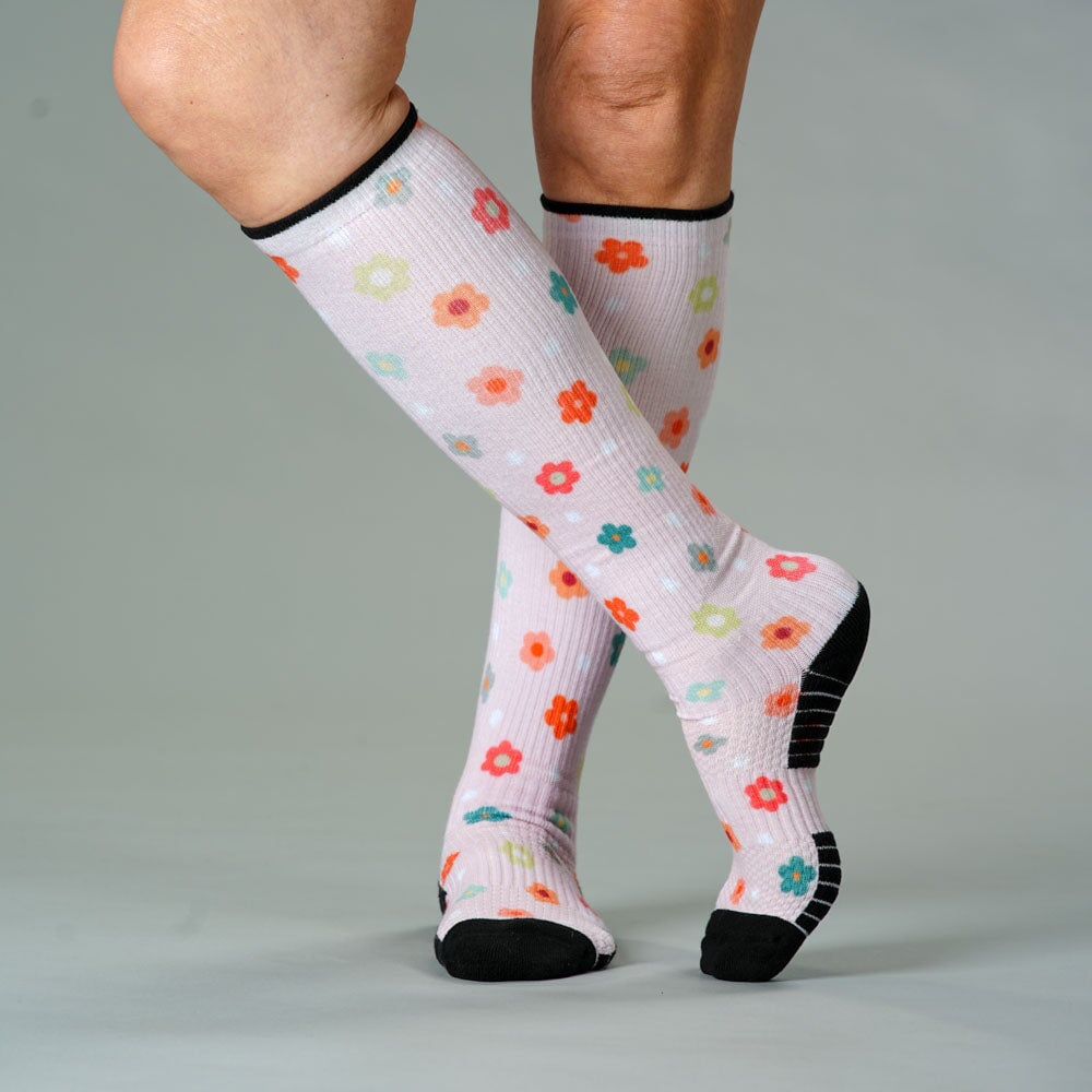 Daisy Dots Compression Socks