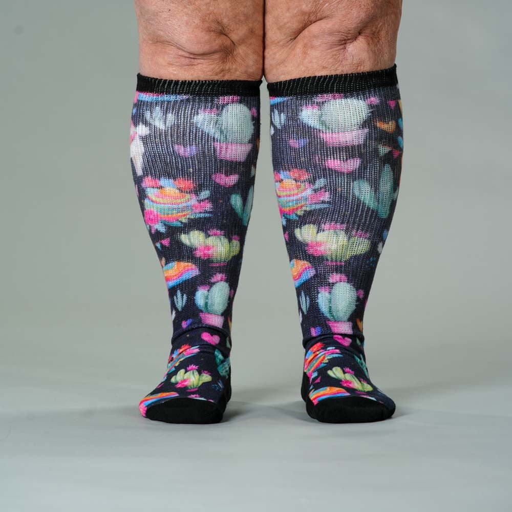 Llama Love EasyStretch™ Socks