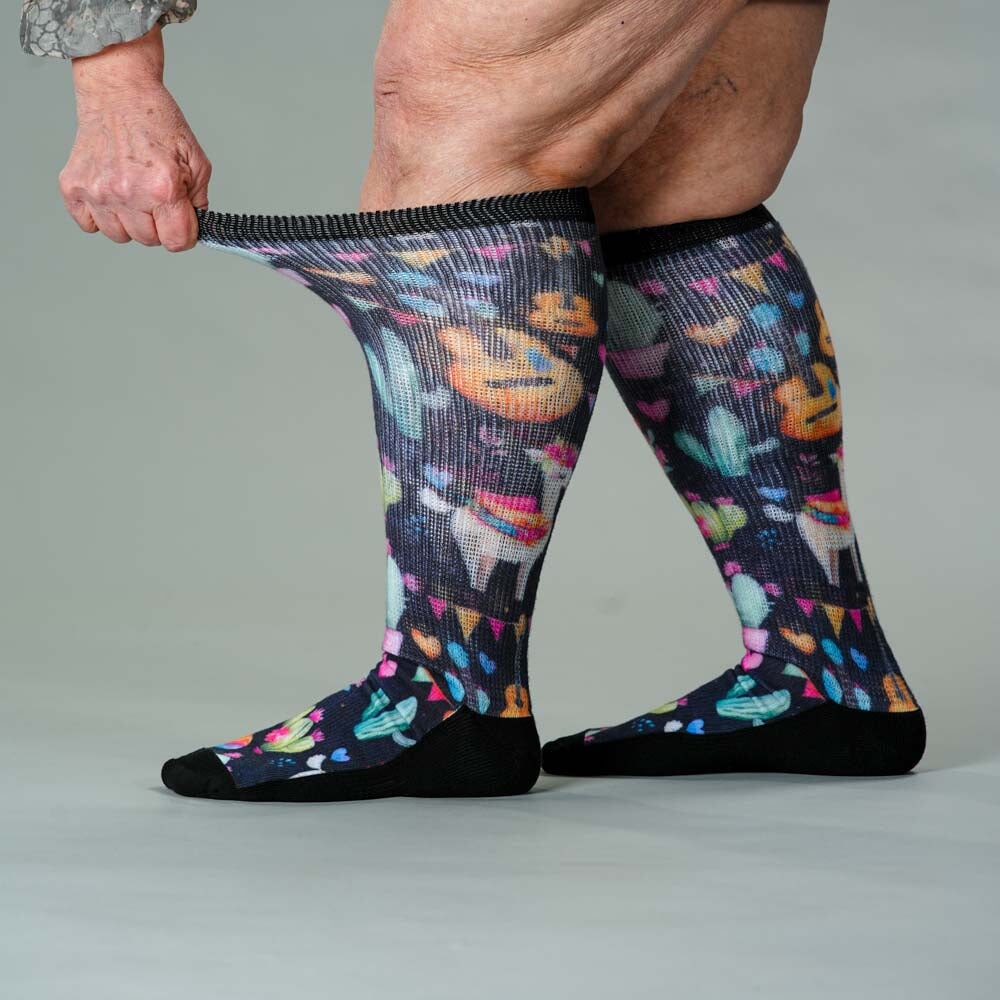 Llama Love EasyStretch™ Socks