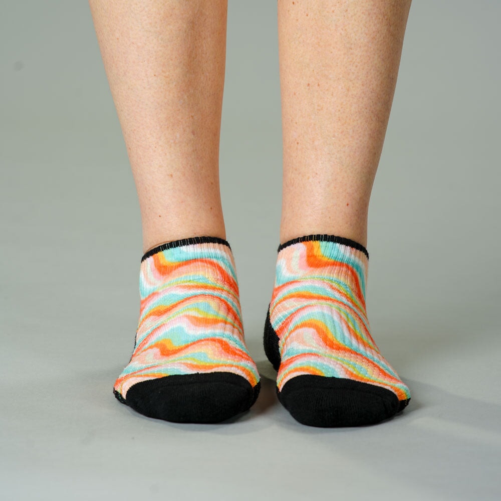 Pastel Waves Ankle Compression Socks
