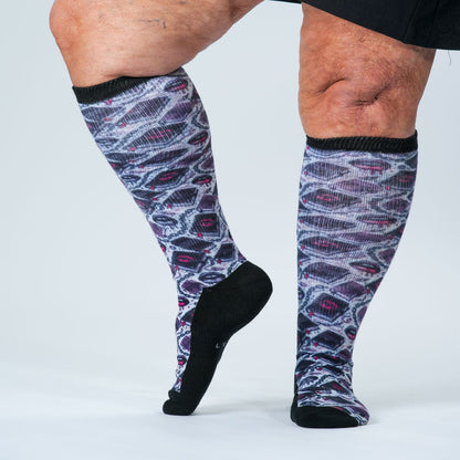 Dark Secrets EasyStretch™ Socks